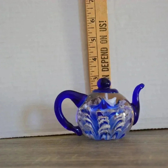 Art Glass Teapot  Paperweight - Picture 7 of 7